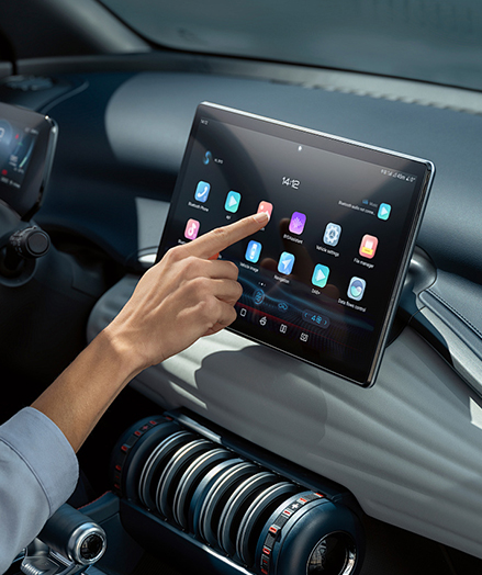 Individuelle Display-LÃ¶sung fÃ¼r den Automobil-Display-Bereich